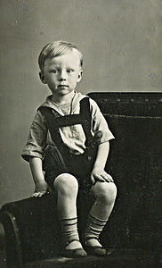 Витольд Муратов в возрасте 6 лет.